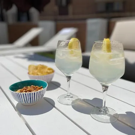 Gran Terraza Con Vistas A Calle Larios * Малага