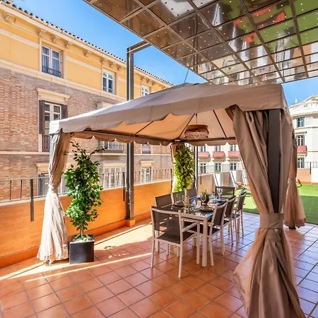 Gran Terraza Con Vistas A Calle Larios