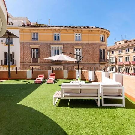 Gran Terraza Con Vistas A Calle Larios